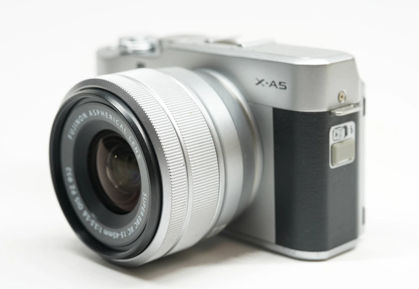 FUJIFILM X-A5 Digital Camera silver w XC 15-45mm lens #010