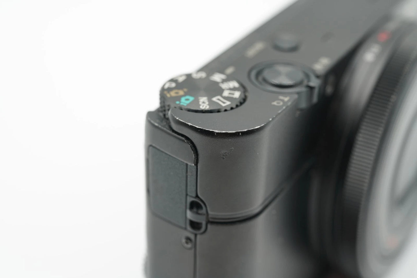Sony Cyber-Shot DSC-RX100 35 Language Digital Camera #027
