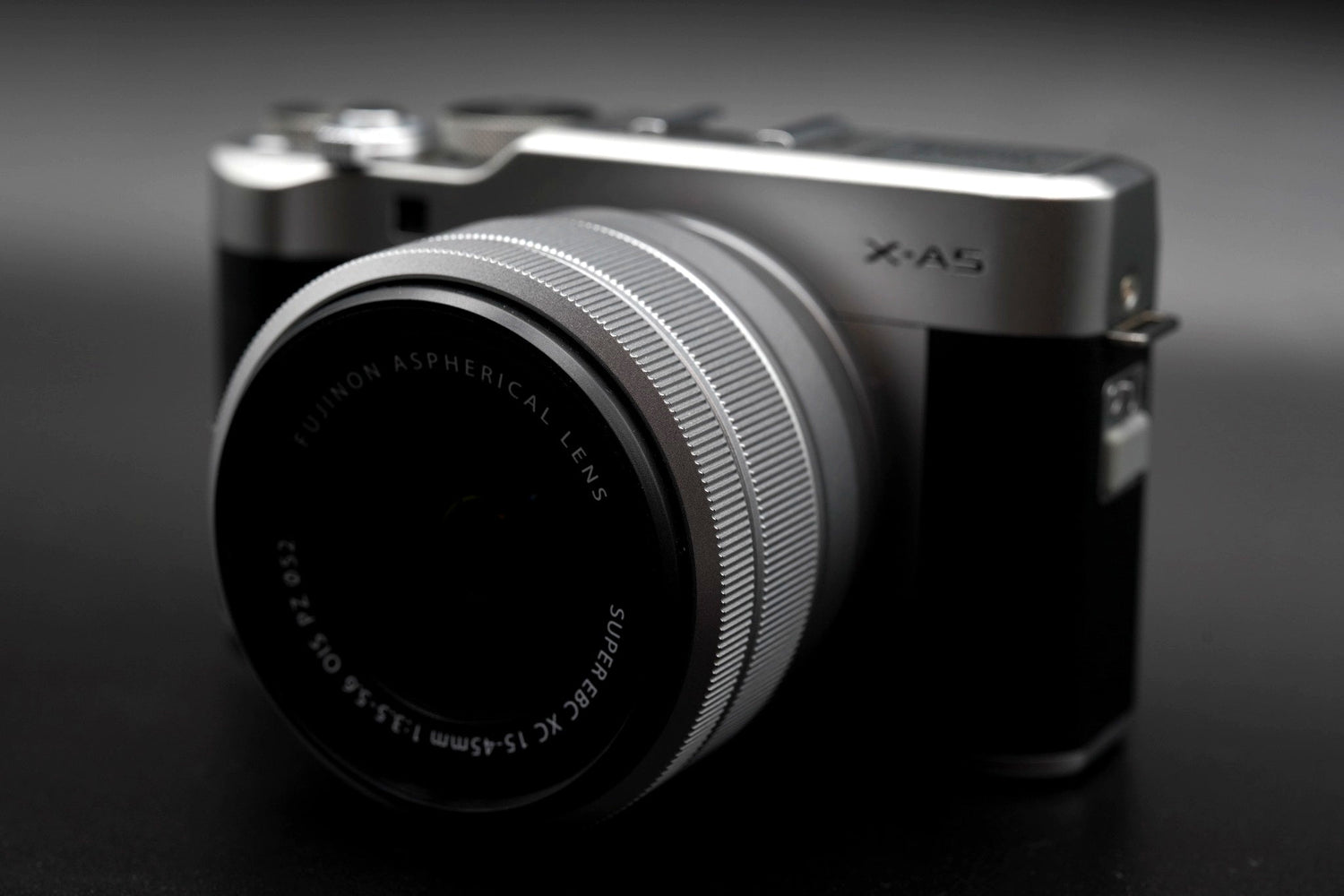 FUJIFILM