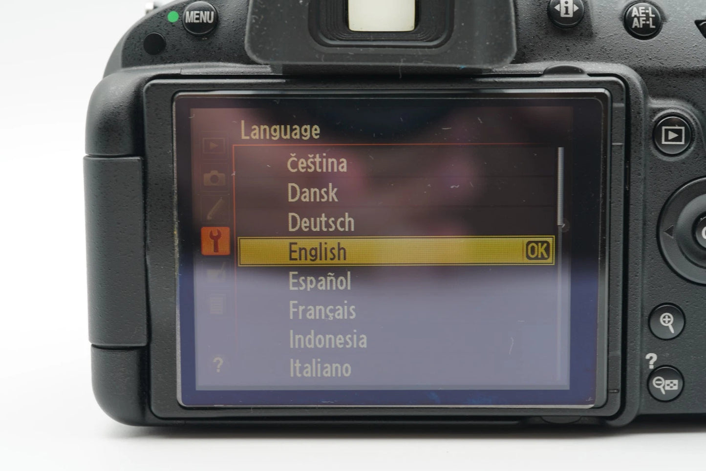 Nikon D5100 SLR Digital Camera [SC 2449] 18-55mm #015