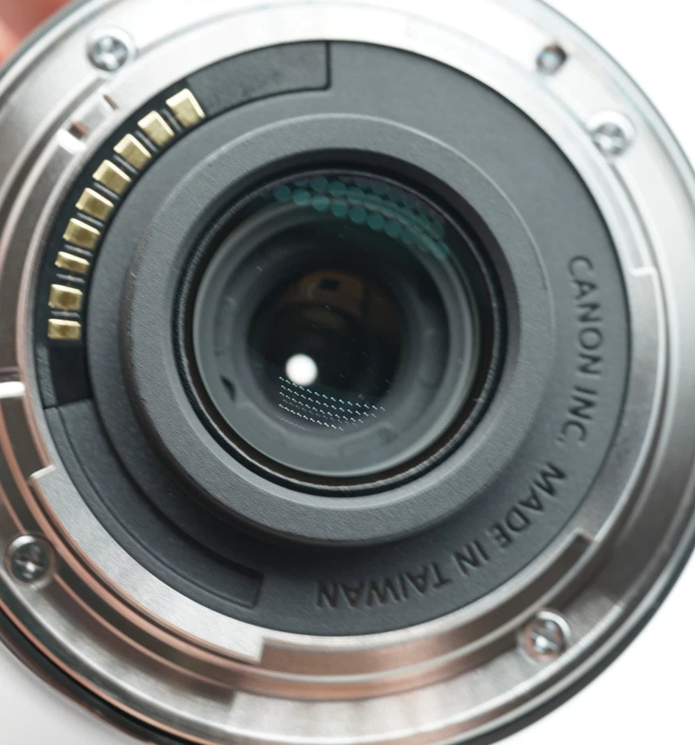 Canon EF-M 11-22mm f/4-5.6 IS STM Wide Angle Zoom Lens camera #10