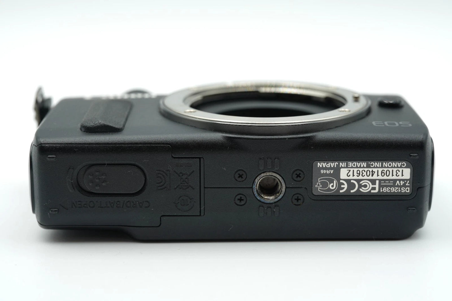 Canon EOS M Black 18.0MP Digital Camera only body #019