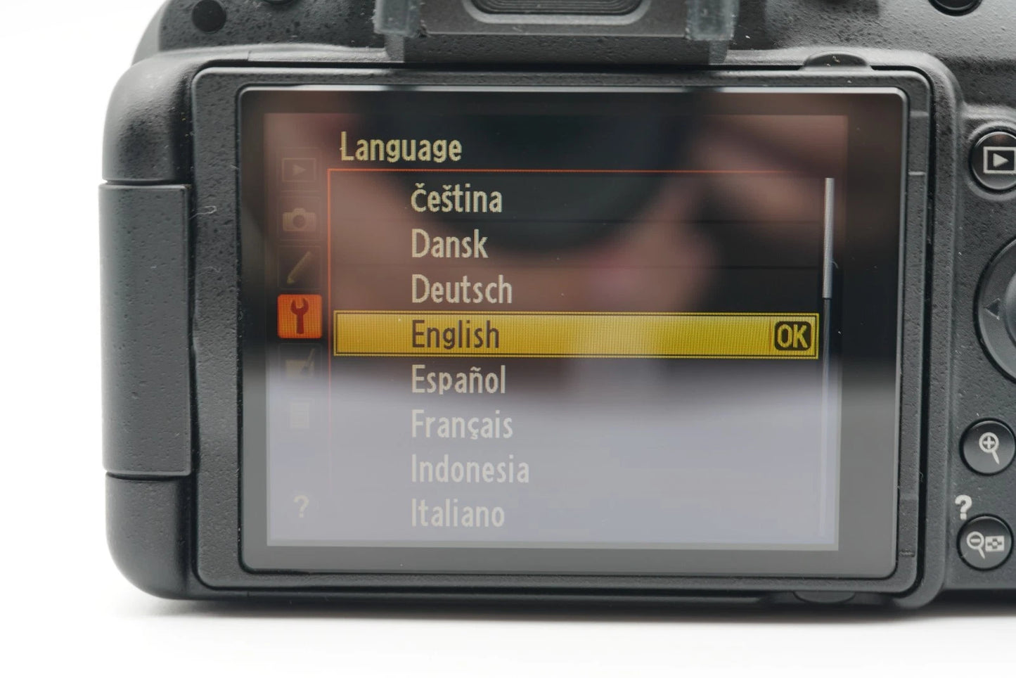 Nikon D5100 SLR Digital Camera [SC 7496] 18-55mm #016