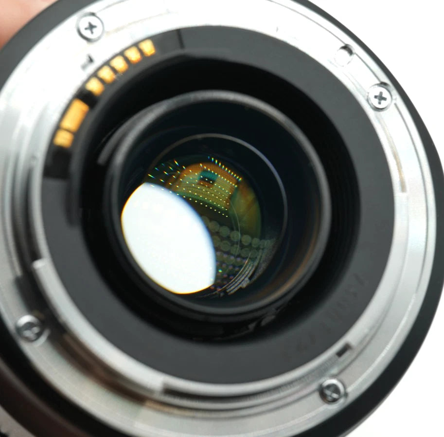 Canon EF 28-135mm f/3.5-5.6 IS USM Standard Zoom lens #001