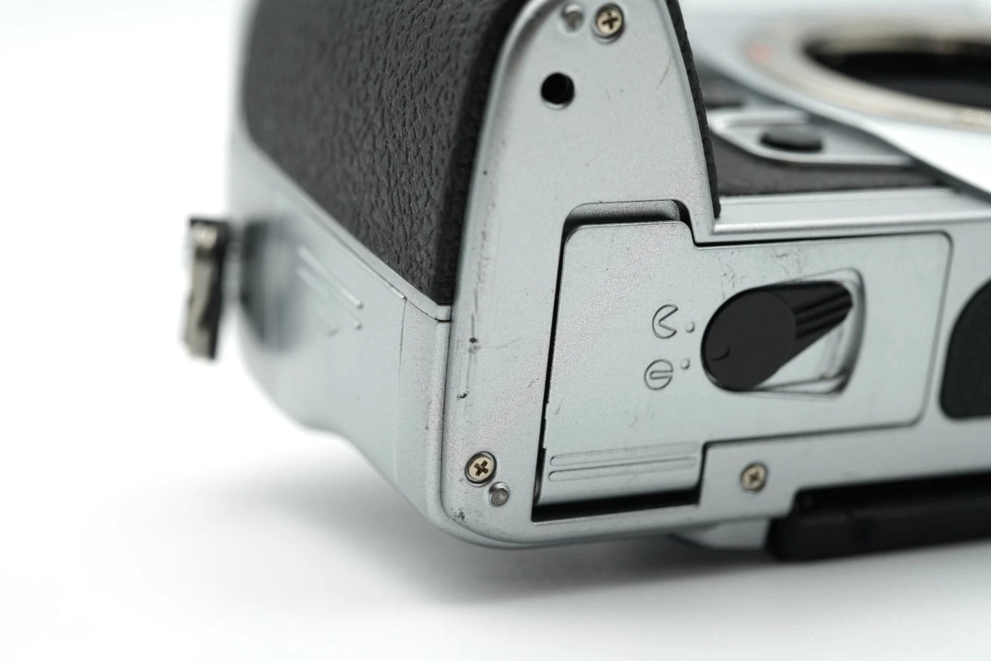 Olympus OM-D E-M1 Digital Camera silver Body [SC 15072] no lens #002