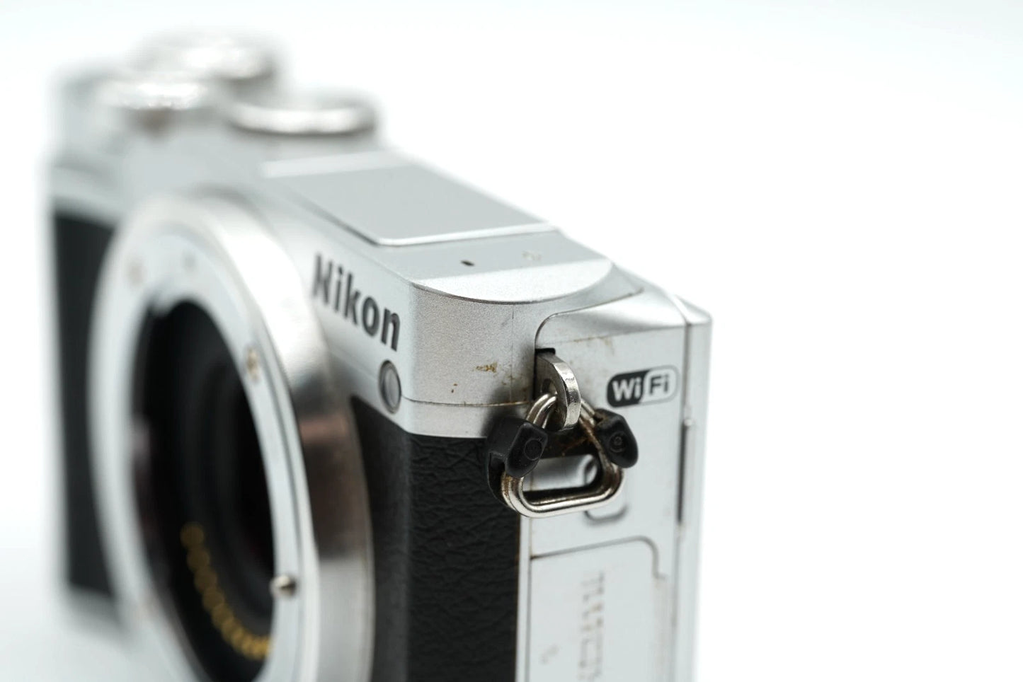 Nikon 1 J5 DSLR Silver Camera [SC 2016] #009