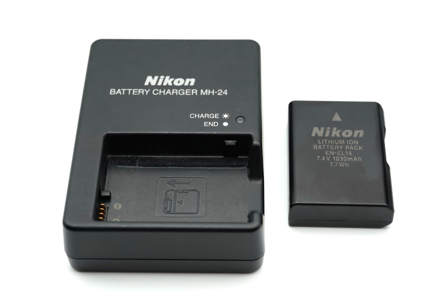 Nikon D5200 Digital Camera [SC 45349] w 18-55mm Lens #008