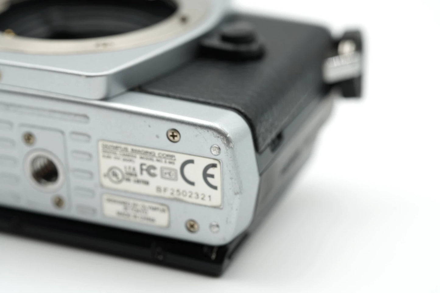 Olympus OM-D E-M5 Silver Digital Camera [SC 14616] #010