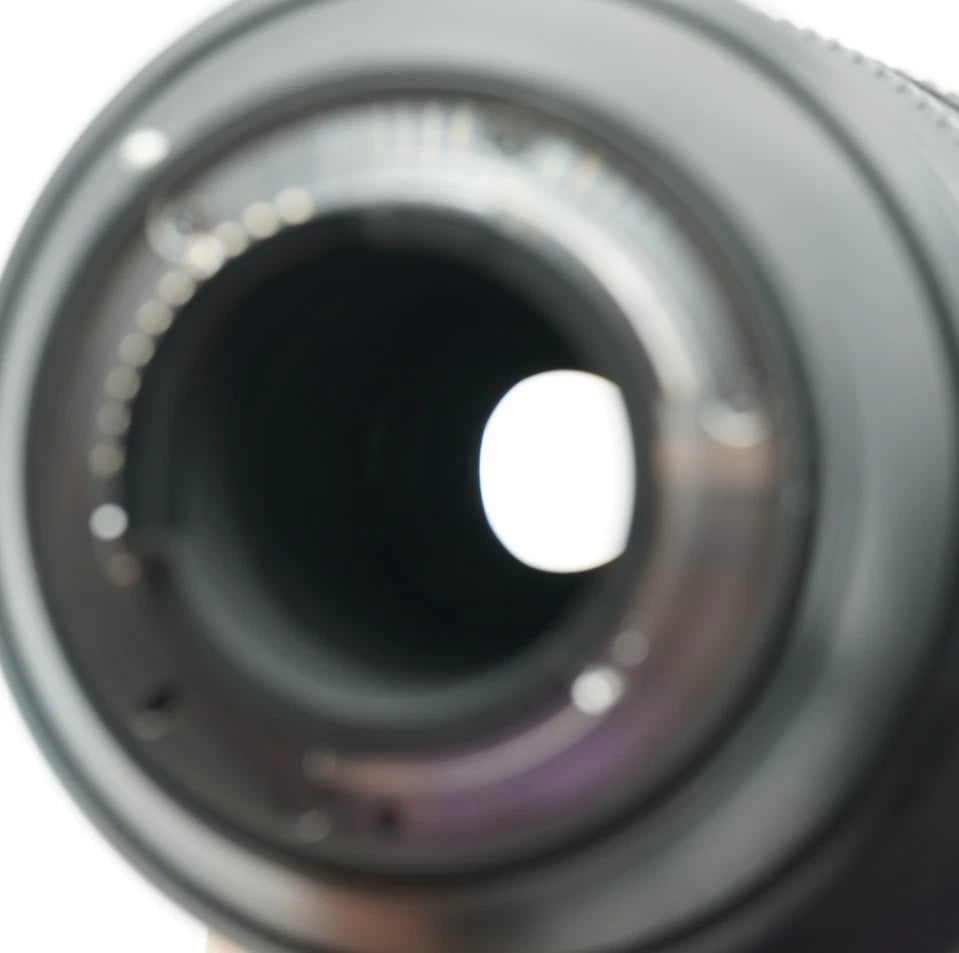 Nikon AF-S Nikkor 200-500mm f/5.6 E ED VR Zoom Lens #001