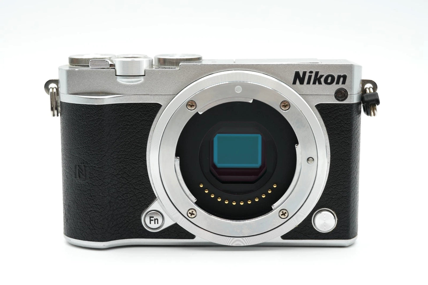 Nikon 1 J5 DSLR Silver Camera [SC 2016] #009