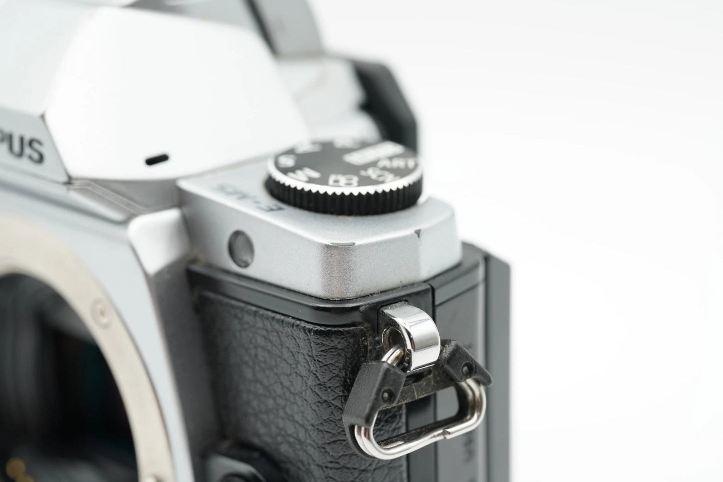 Olympus OM-D E-M5 Silver Digital Camera [SC 14616] #010