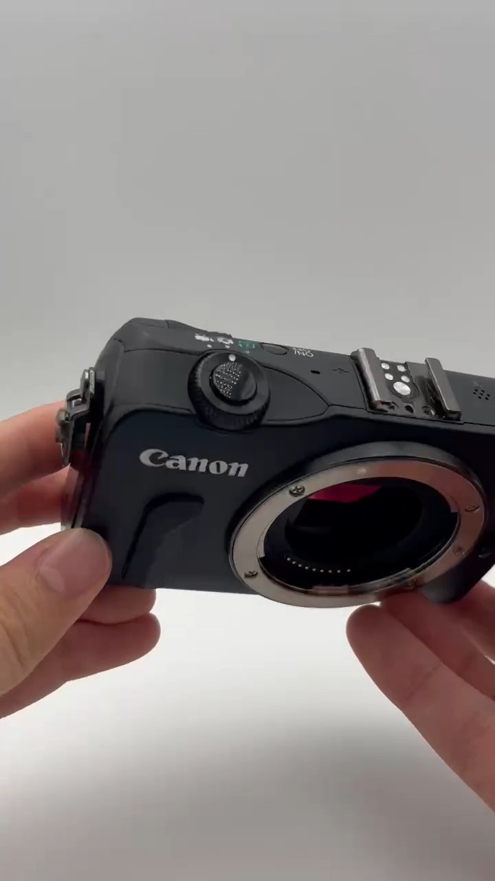 Canon EOS M Black 18.0MP Digital Camera only body #019