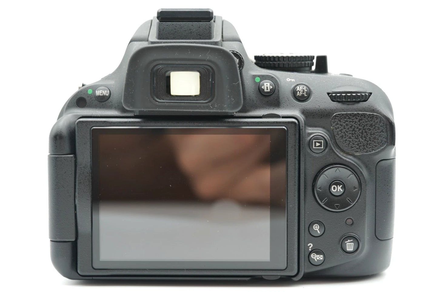 Nikon D5200 Digital Camera [SC 9165] w 18-55mm Lens #009