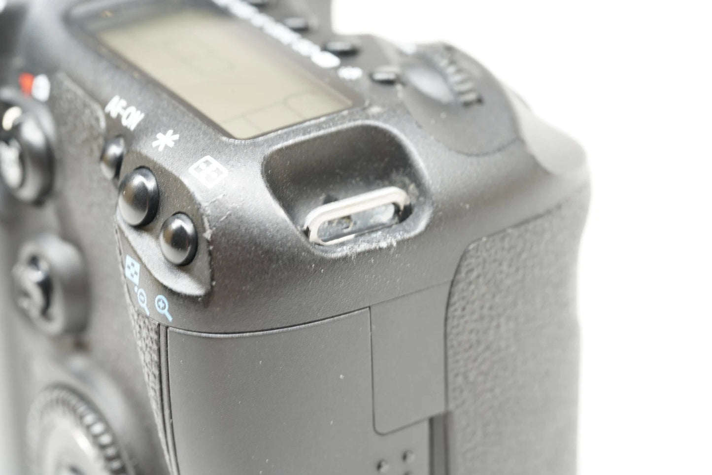Canon EOS 7D 18.0 MP Digital SLR Camera body [SC 9983] #003