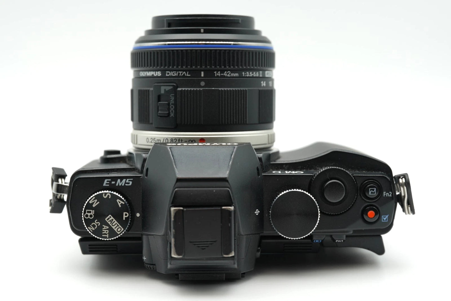 Olympus OM-D E-M5 Digital Camera [sc 8864] w 14-42 lens #008