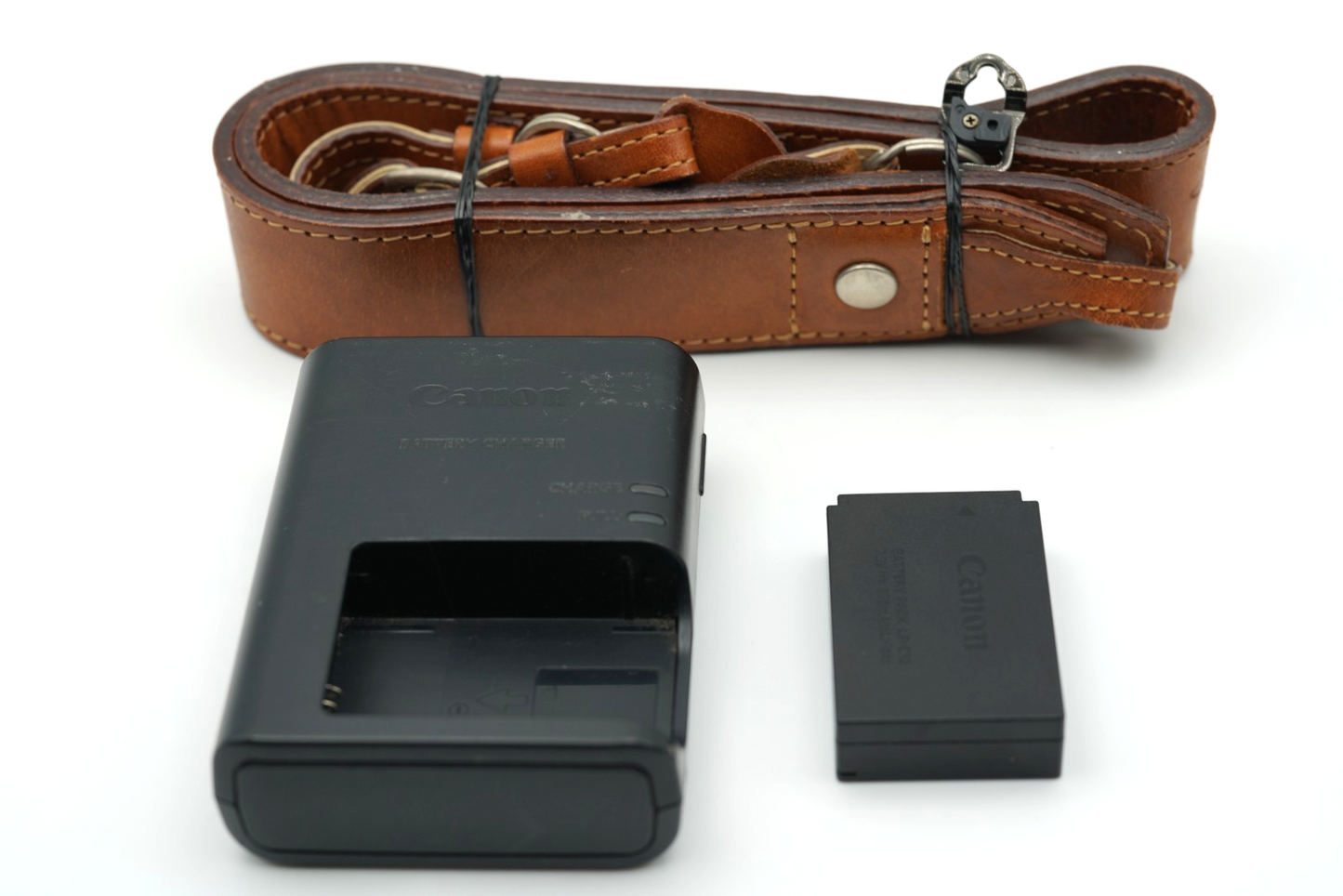 Canon EOS M Black 18.0MP Digital Camera body #020