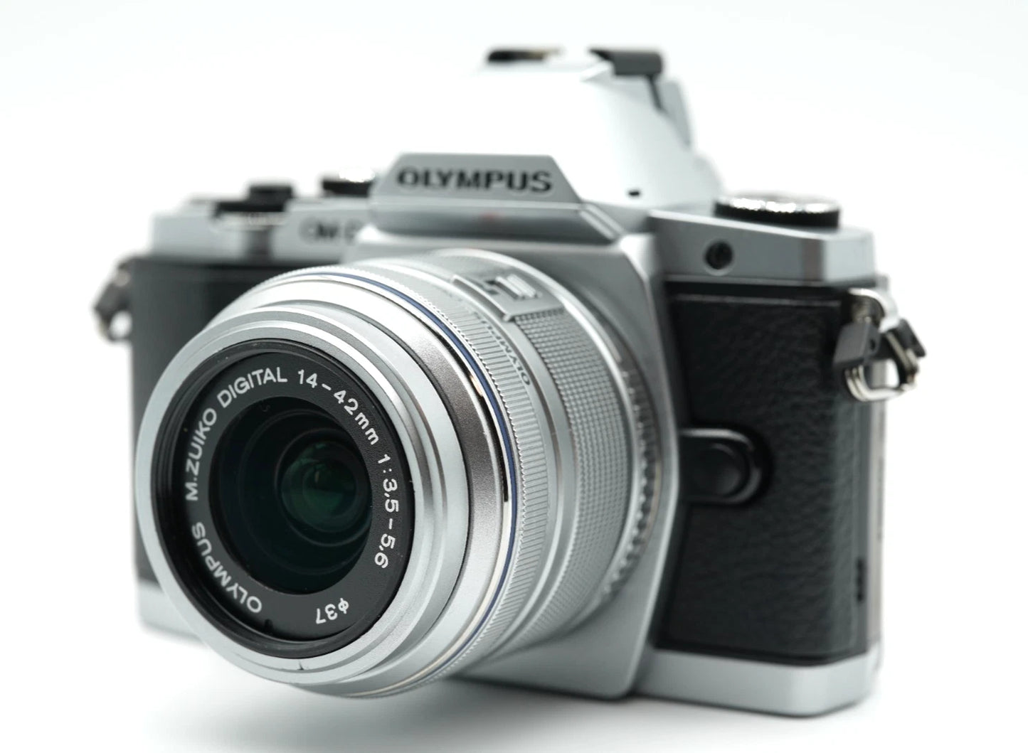 Olympus OM-D E-M5 silver Digital Camera [sc 1909] w 14-42 lens #001