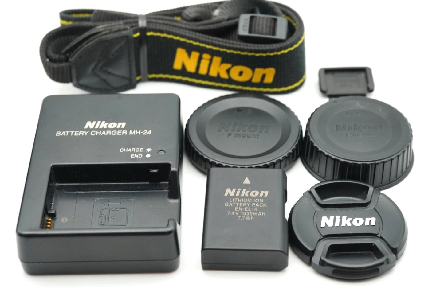Nikon D5200 Digital Camera [SC 9165] w 18-55mm Lens #009